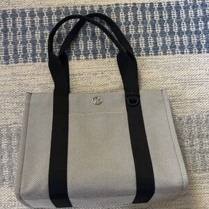 Lululemon Tote